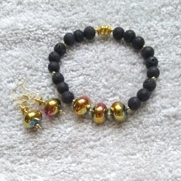 GIFT SET! Magenta Rose Gold + Lava Rock Beads ~ Vibrant Bold Bracelet + Earrings - Picture 9 of 12